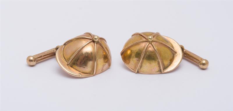 Appraisal: PAIR OF K YELLOW GOLD JOCKEY CAP-FORM CUFFLINKS Approx grams