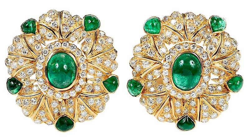 Appraisal: kt Emerald Diamond Earrings each with one center oval emerald