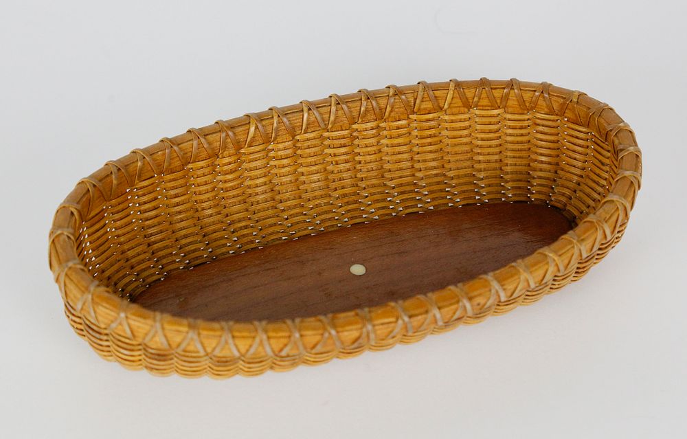 Appraisal: Paul Willer Oval Nantucket Bread Basket Paul Willer Oval Nantucket