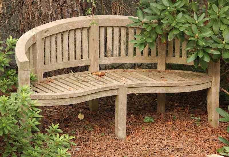 Appraisal: Teak Garden Benchwith serpentine seat and arched crest x x