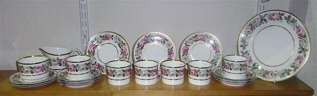 Appraisal: A ROYAL WORCESTER ROYAL GARDEN PART TEA SET