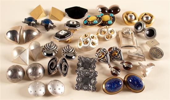 Appraisal: Kenneth Lane Swarovski Kanda Patti Horn and other assorted designer