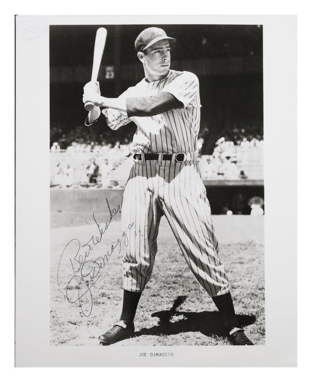 Appraisal: x black and white photo of HOFer Joe DiMaggio signed