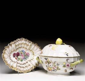 Appraisal: TWO EUROPEAN PORCELAIN SERVING PIECES Two European porcelain serving pieces