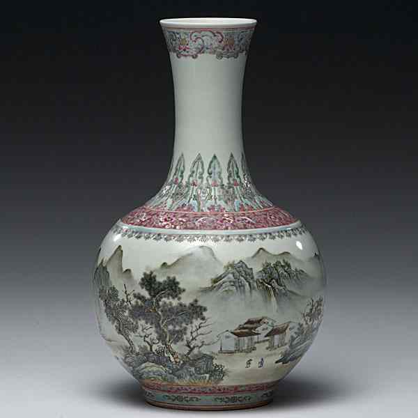 Appraisal: Chinese Porcelain Vase Chinese Republican Period a porcelain vase with