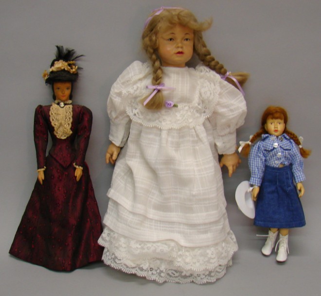 Appraisal: Lot of wooden dolls Helen Bullard doll of an lady