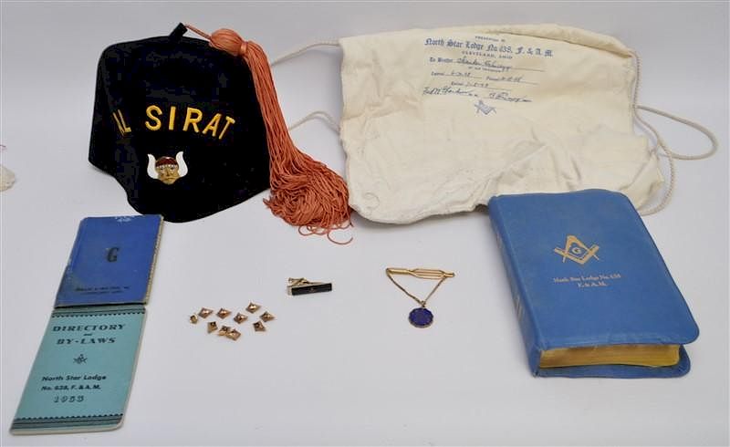 Appraisal: VINTAGE MASONS K GOLD - HAT - BOOKS MORE A