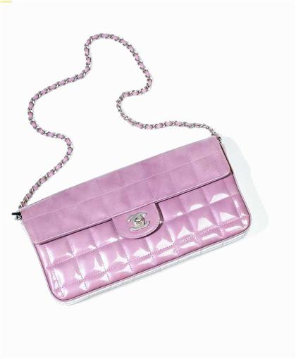 Appraisal: Mauve Chanel patent leather purse contemporary Checkerboard quilting with brushed