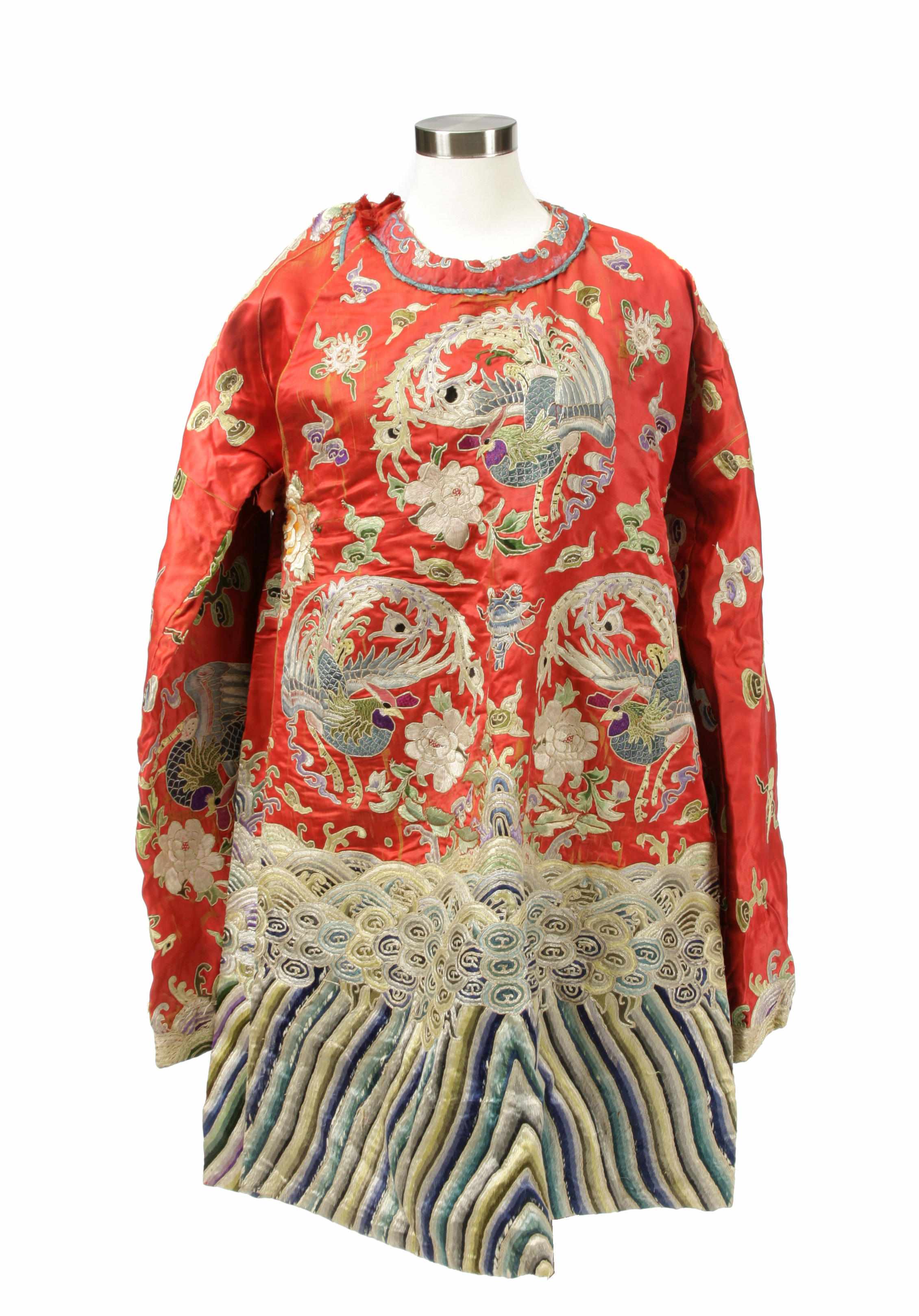 Appraisal: A Chinese embroidered robe height in