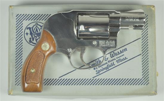 Appraisal: Smith Wesson Model Airweight In special Overall finish Includes original