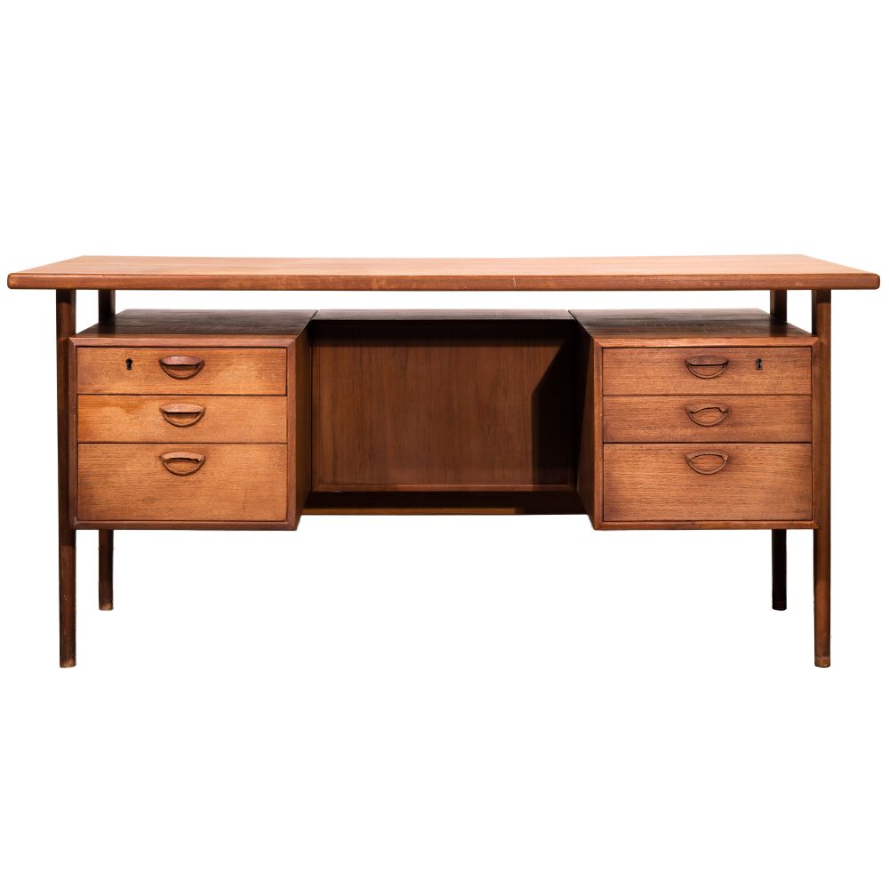 Appraisal: STYLE OF ARNE VODDER DANISH MODERN TEAK DESKUnmarked having tapered