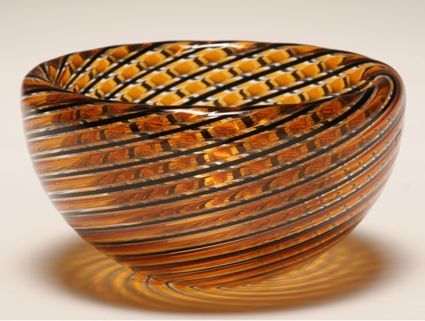 Appraisal: Orlando Zennaro for Oggetti glass bowl Amber vessel with design