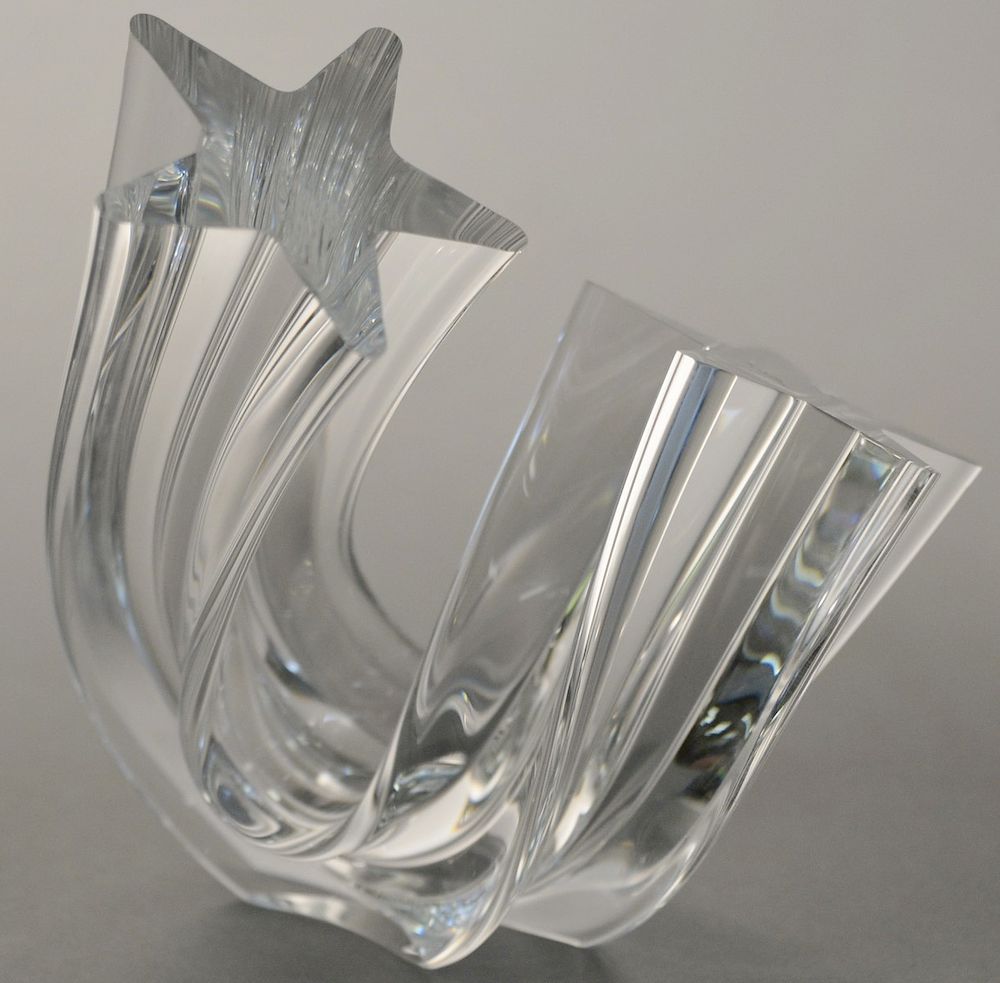 Appraisal: Steuben Star Stream crystal sculpture signed Steuben ht in Steuben