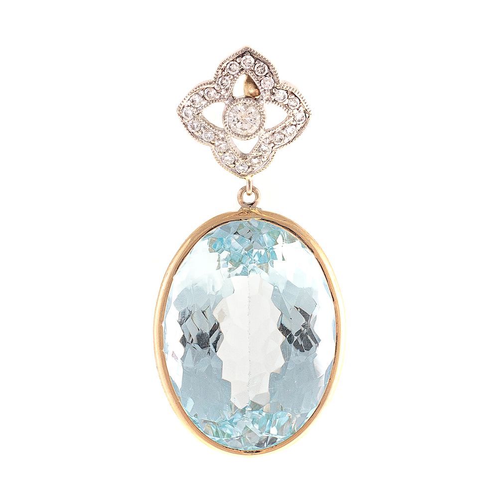 Appraisal: A Ladies Aquamarine Diamond Pendant in K K yellow and