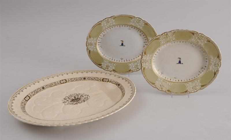 Appraisal: PAIR OF CHAMBERLAIN'S WORCESTER CRESTED PLATTERS AND A MINTONS TRANSFER-PRINTED