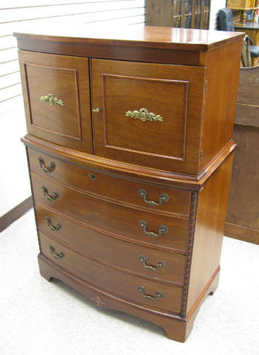 Appraisal: FEDERAL STYLE MAHOGANY BOW-FRONT CHEST-ON-CHEST American mid th century The