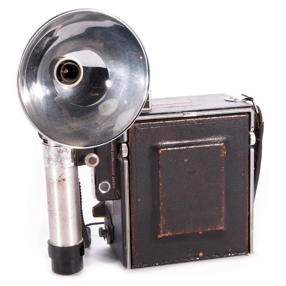 Appraisal: A Graphlex speed camera and flash An early th century