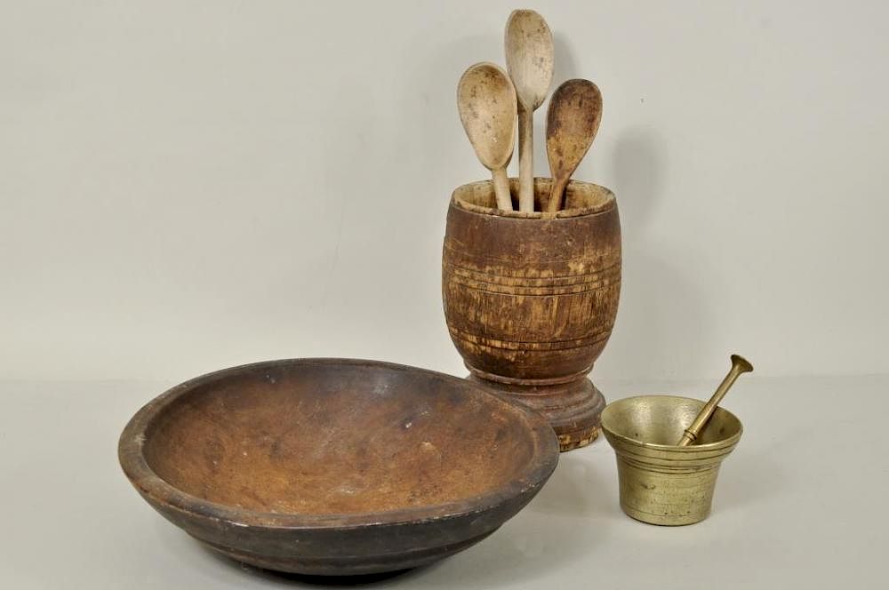 Appraisal: Group Seven Early Kitchen Items Group of seven early kitchen