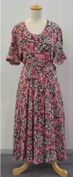 Appraisal: Day dress in pink and grey floral printed silk frilled