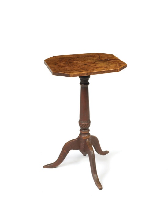 Appraisal: NEW ENGLAND MAPLE QUEEN ANNE CANDLESTAND WITH SPIRAL CARVED STANDARD