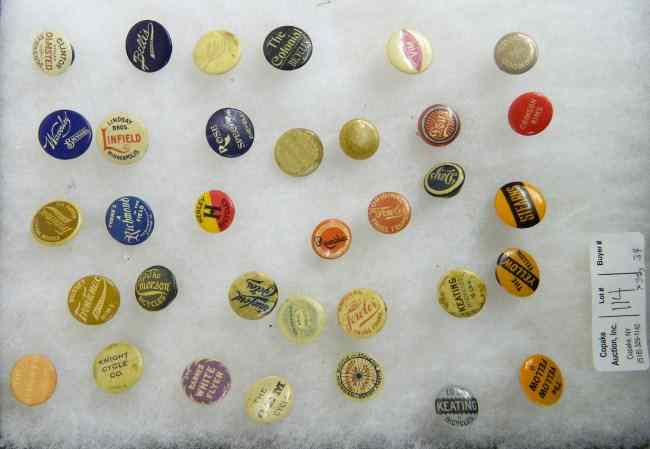 Appraisal: Collection of lapel advertising buttons all different Celluloid and made