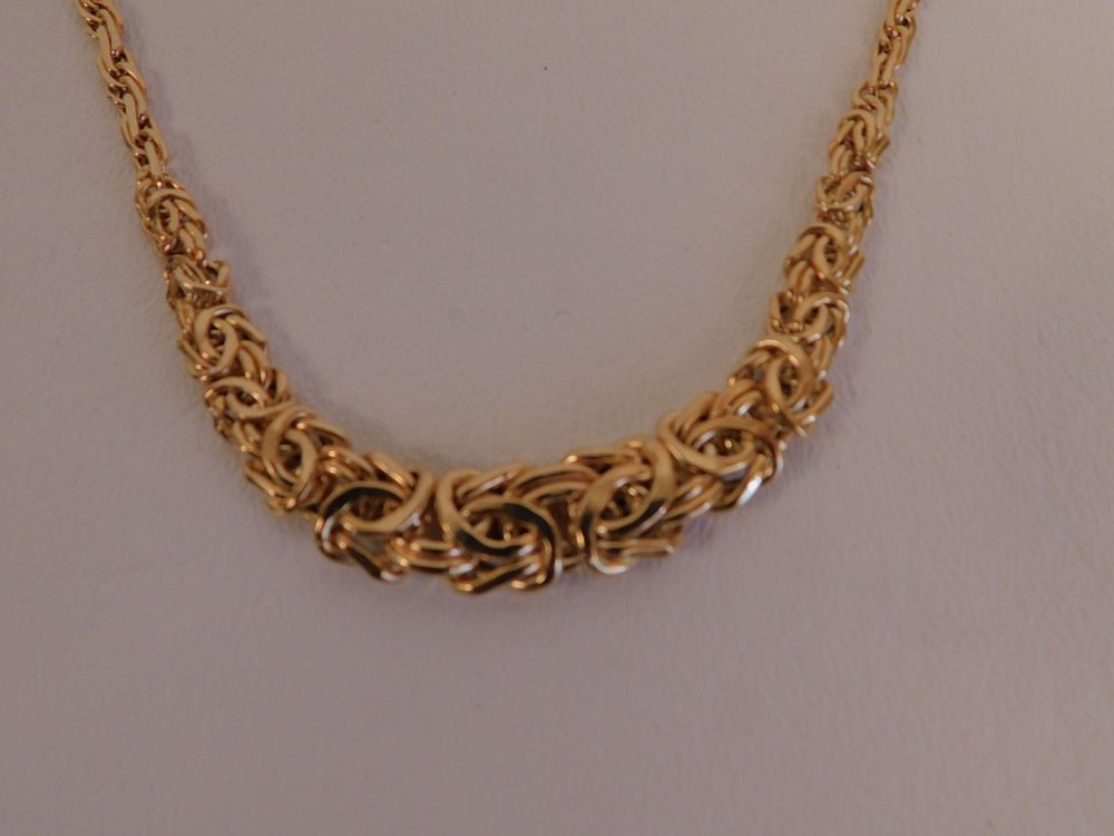 Appraisal: K GOLD NECKLACE Italian k gold fancy inch long necklace