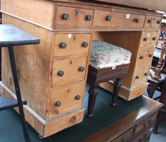 Appraisal: A Victorian mahogany pedestal desk with inset leather top and