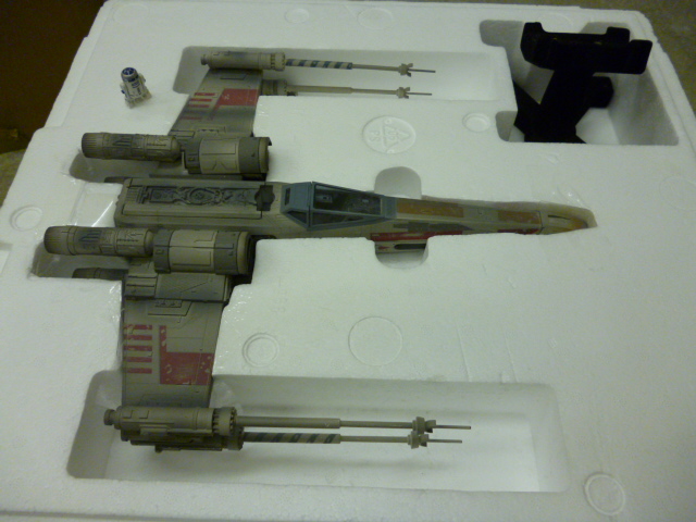 Appraisal: A Code Collectibles Signature Series Model Luke Skywalker X-Wing Star