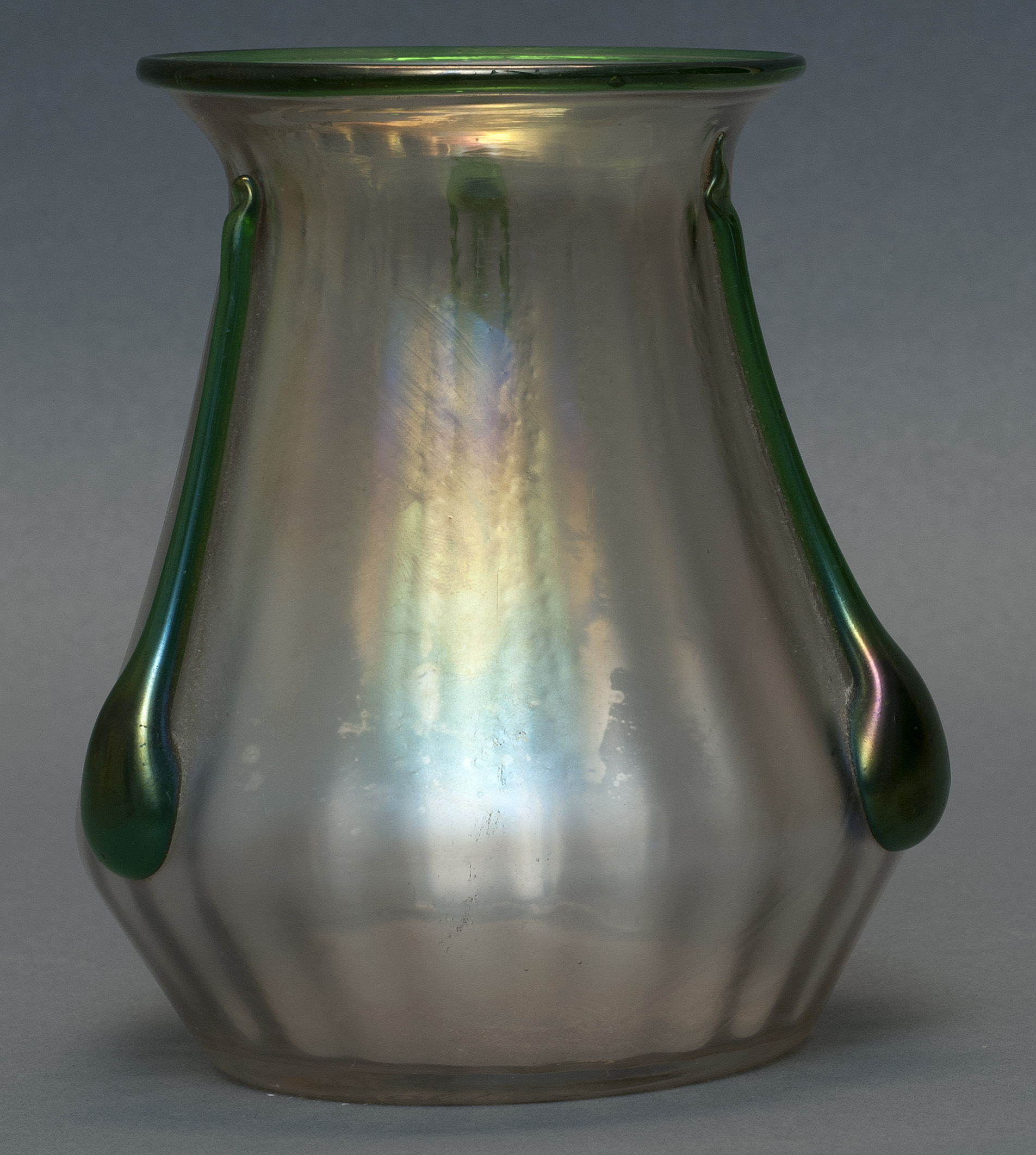 Appraisal: ART GLASS VASE ATTRIBUTED TO KRALIK Bohemia Early th CenturyWith