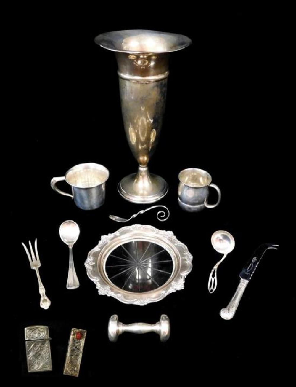 Appraisal: SILVER Sterling silver servingware and hollow ware twelve pieces including