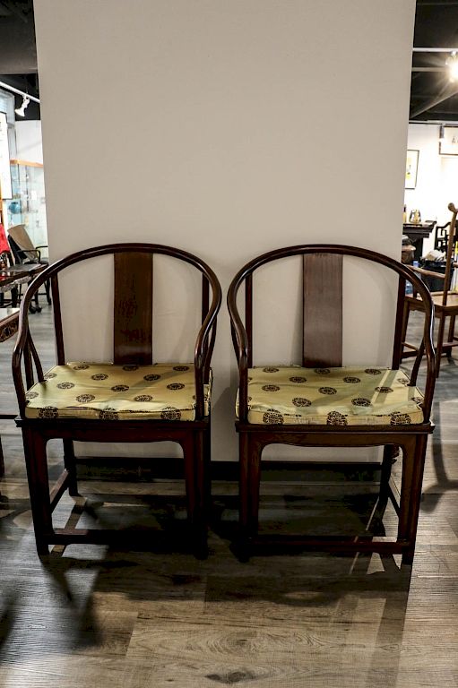 Appraisal: PAIR OF HUALI HORSHOE BACK CHAIRS LATE QING DYNASTY Of