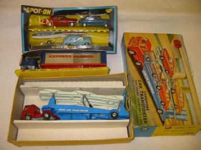 Appraisal: GS Car Transporter Set lorry only present box AF Ford