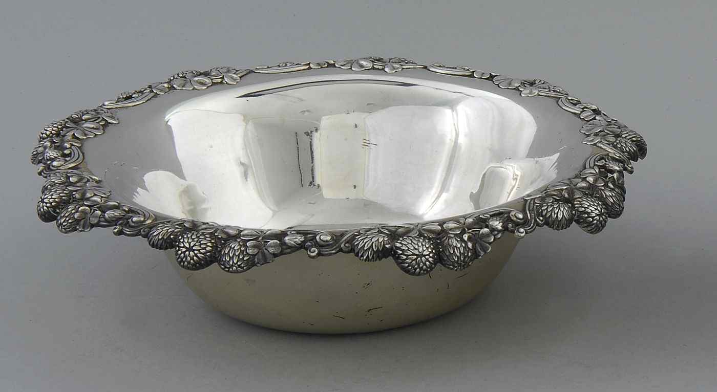 Appraisal: TIFFANY STERLING SILVER BOWLCirca - In the Clover'' pattern Monogrammed