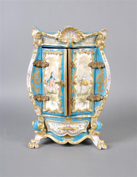 Appraisal: A Continental Porcelain Table Casket Height inches