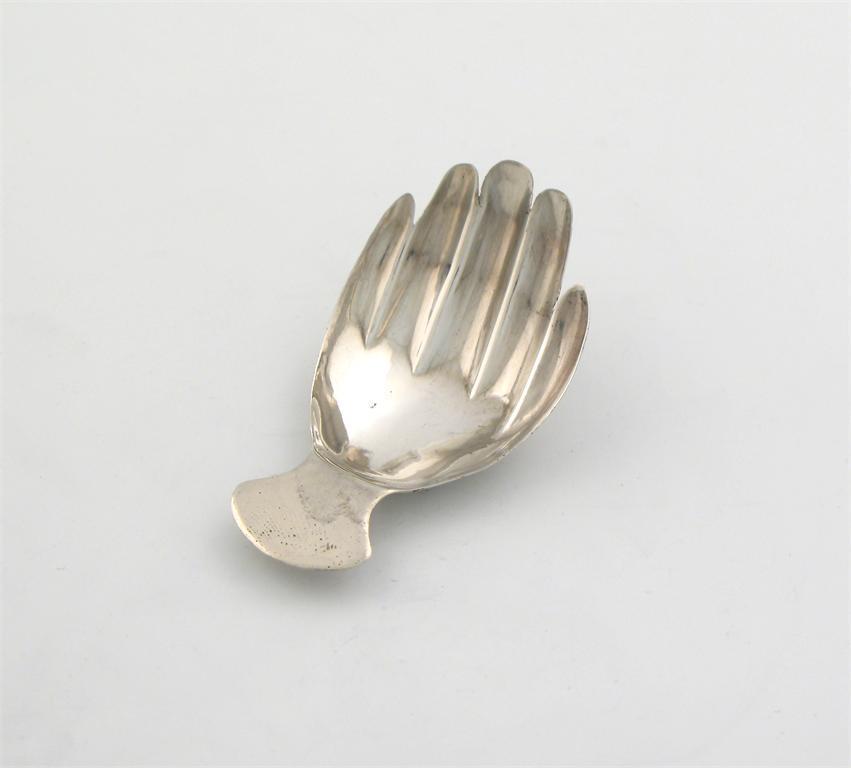 Appraisal: A George III right hand caddy spoon