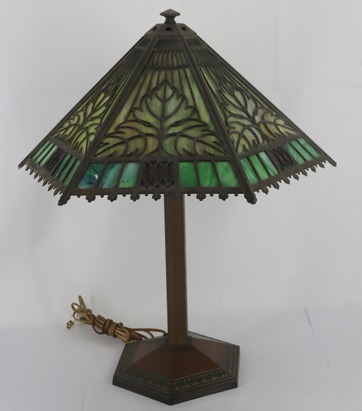 Appraisal: Bradley Hubbard Arts Crafts Slag Glass Table Lamp Nice original