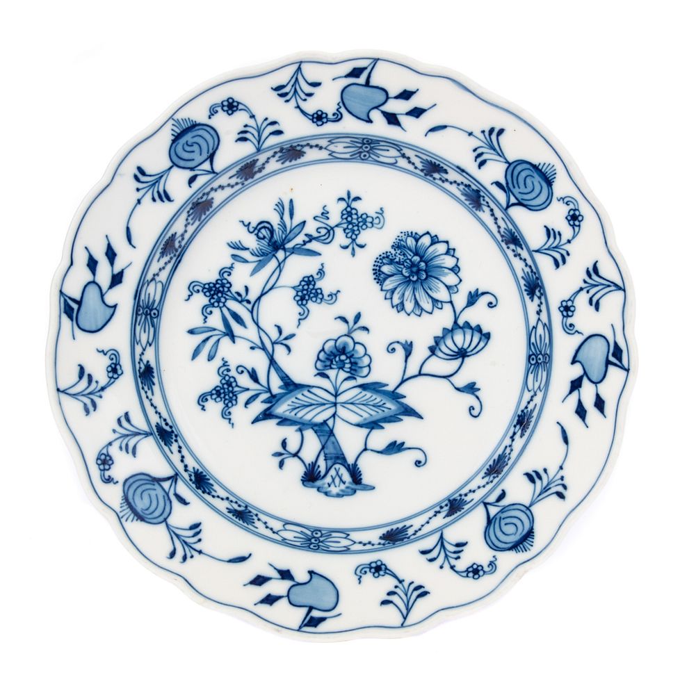 Appraisal: Meissen Blue Onion Plate Meissen Blue Onion Plate