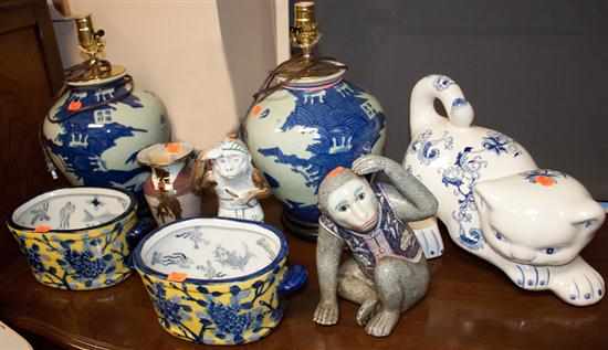 Appraisal: Group of assorted porcelain articles comprising Chinese Export celadon and