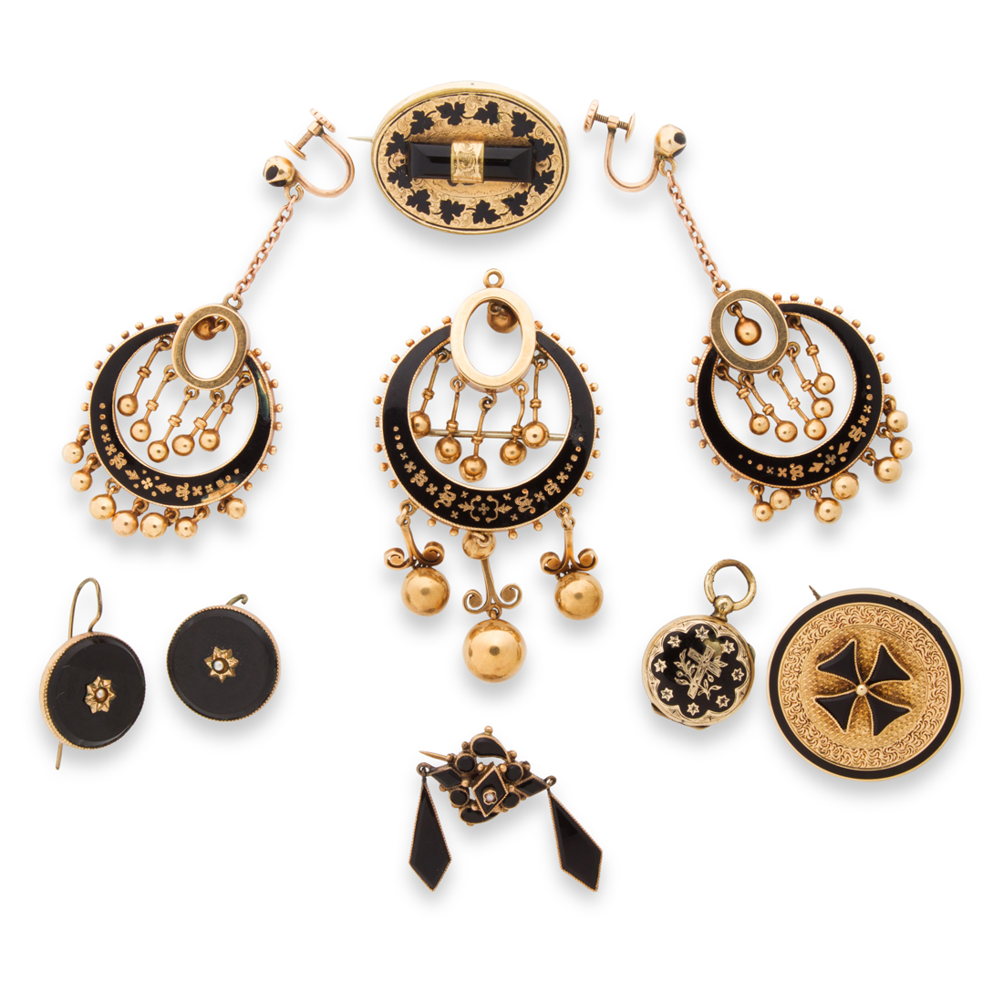 Appraisal: A GROUP OF VICTORIAN MOURNING JEWELRY FEATURING STYLE OF A