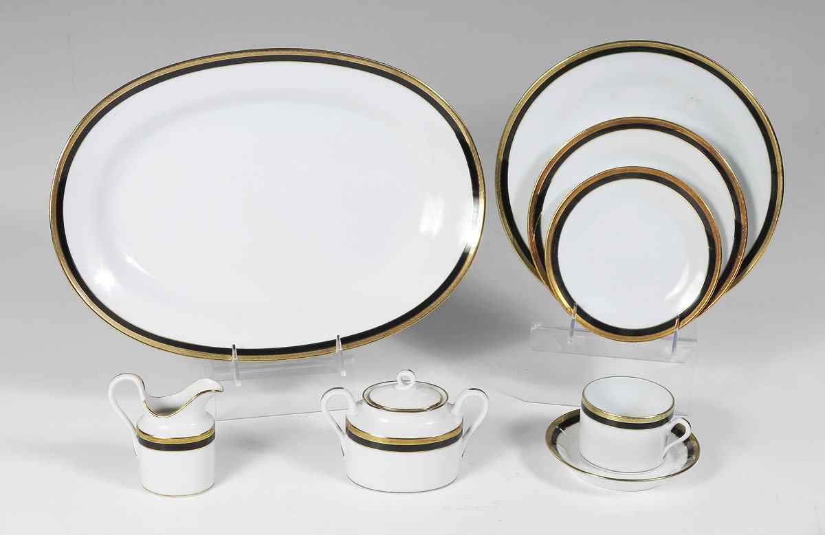 Appraisal: RICHARD GINORI ITALIAN BLACK PALERMO CHINA piece service for to