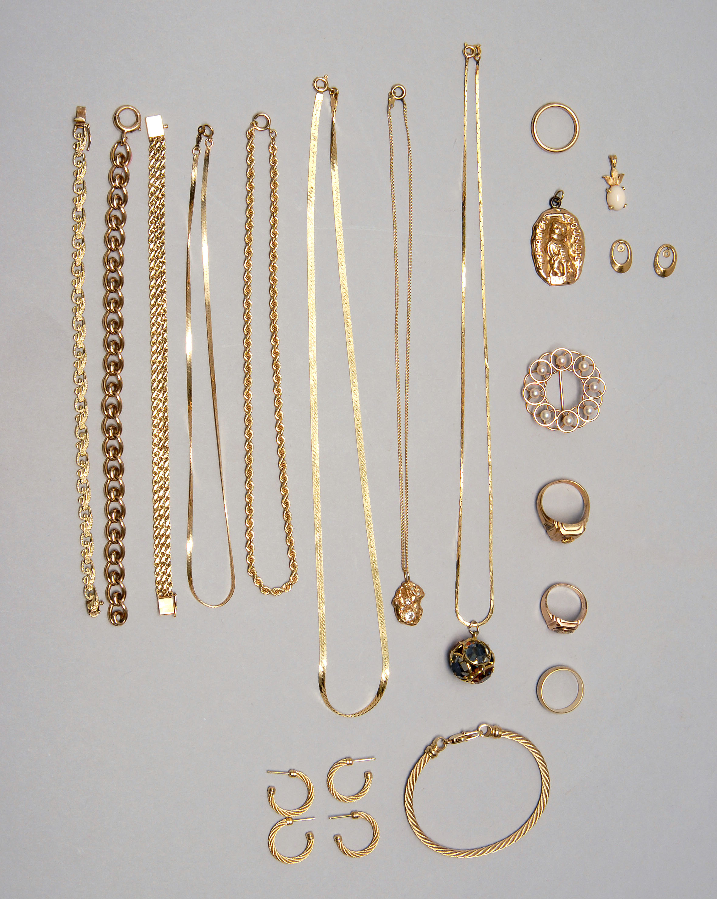 Appraisal: NINETEEN ASSORTED KT AND KT YELLOW GOLD ITEMS earrings necklaces