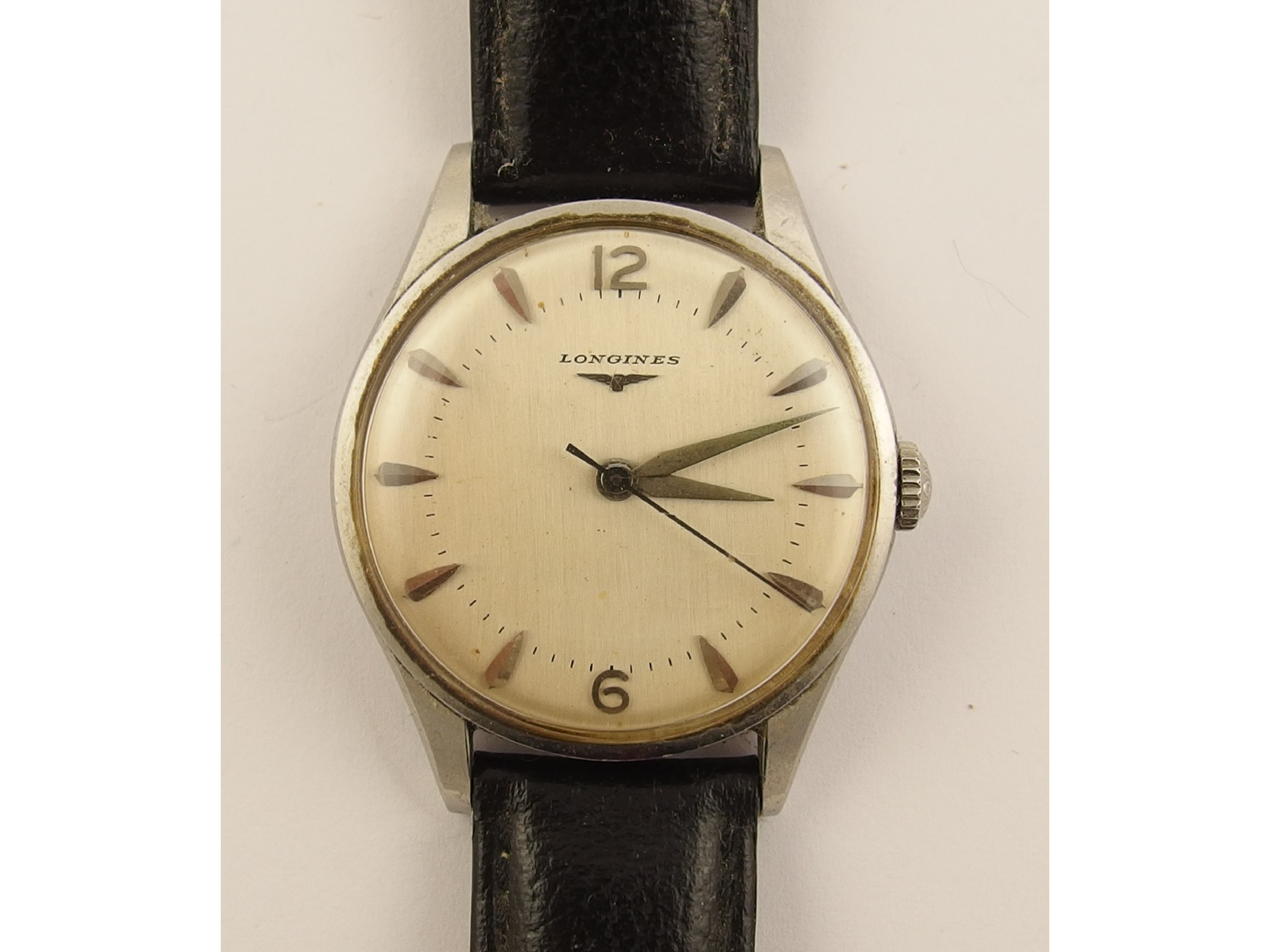 Appraisal: A gents stainless steel vintage Longines watch