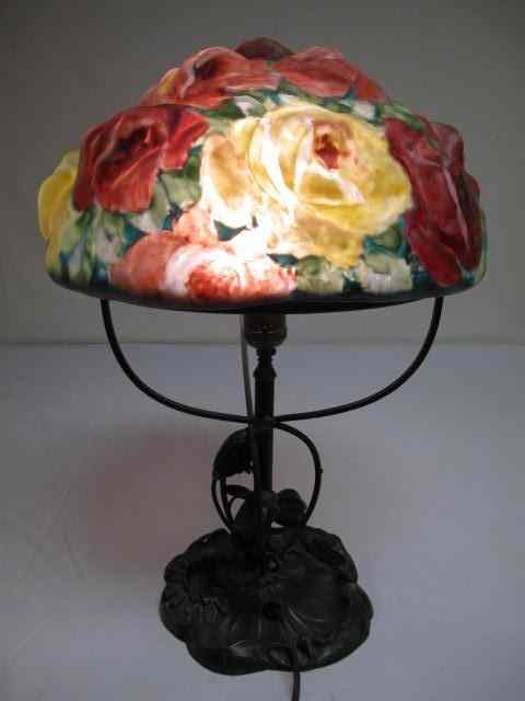 Appraisal: Pairpoint puffy lamp in the form of a rose bouquet