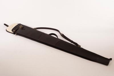 Appraisal: A leather gun slip with wool lining carry handle and