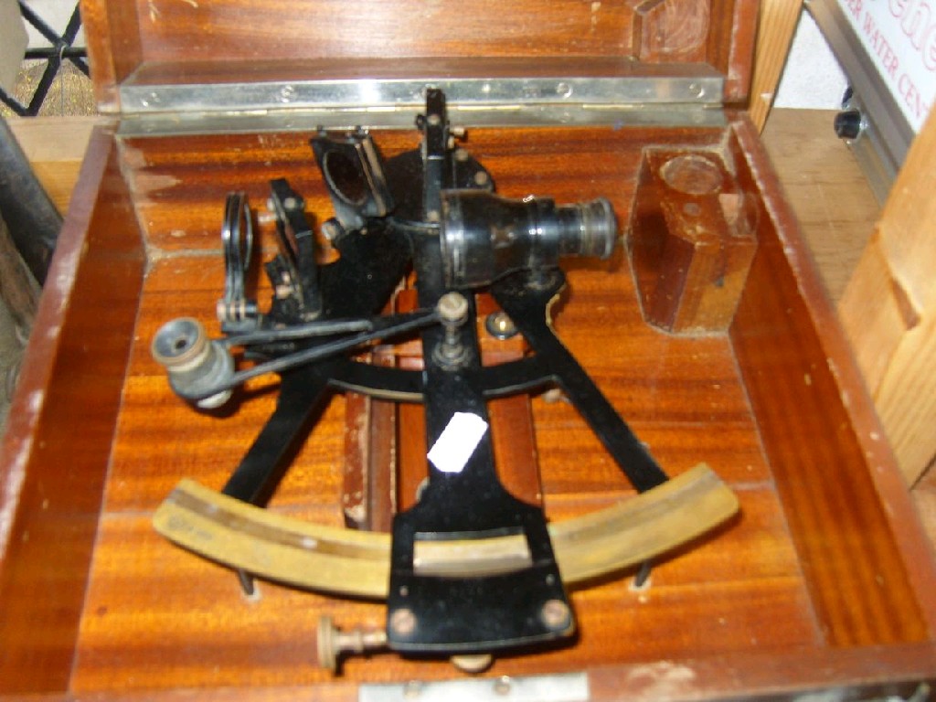 Appraisal: An early th century Sextant marked M in a wooden