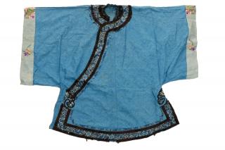 Appraisal: Chinese Short Blue Silk Embroidered Robe Chinese early to mid