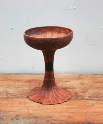 Appraisal: A wood Dulang ceremonial offering bowl with an inset of