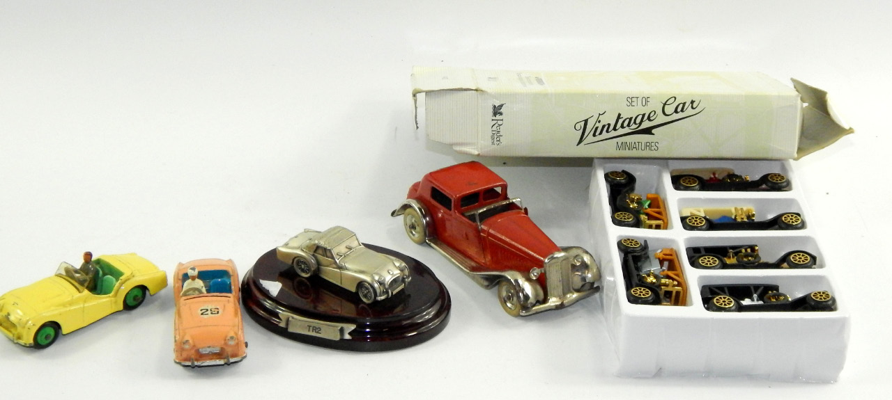 Appraisal: A set of The Vintage Car miniatures Tri-ang Minic Toys