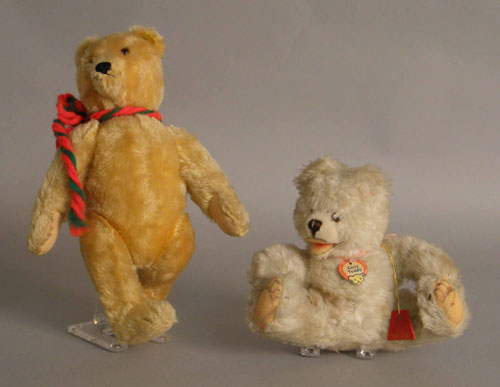 Appraisal: Two Steiff teddy bears h and h