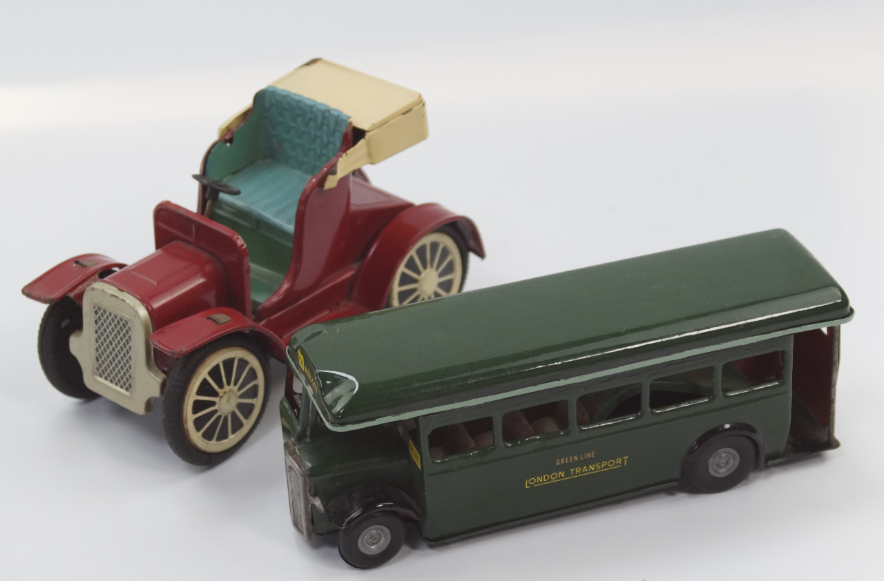 Appraisal: A Tri-ang Minic toys green line London transport bus with